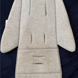 Uppa baby infant snug seat